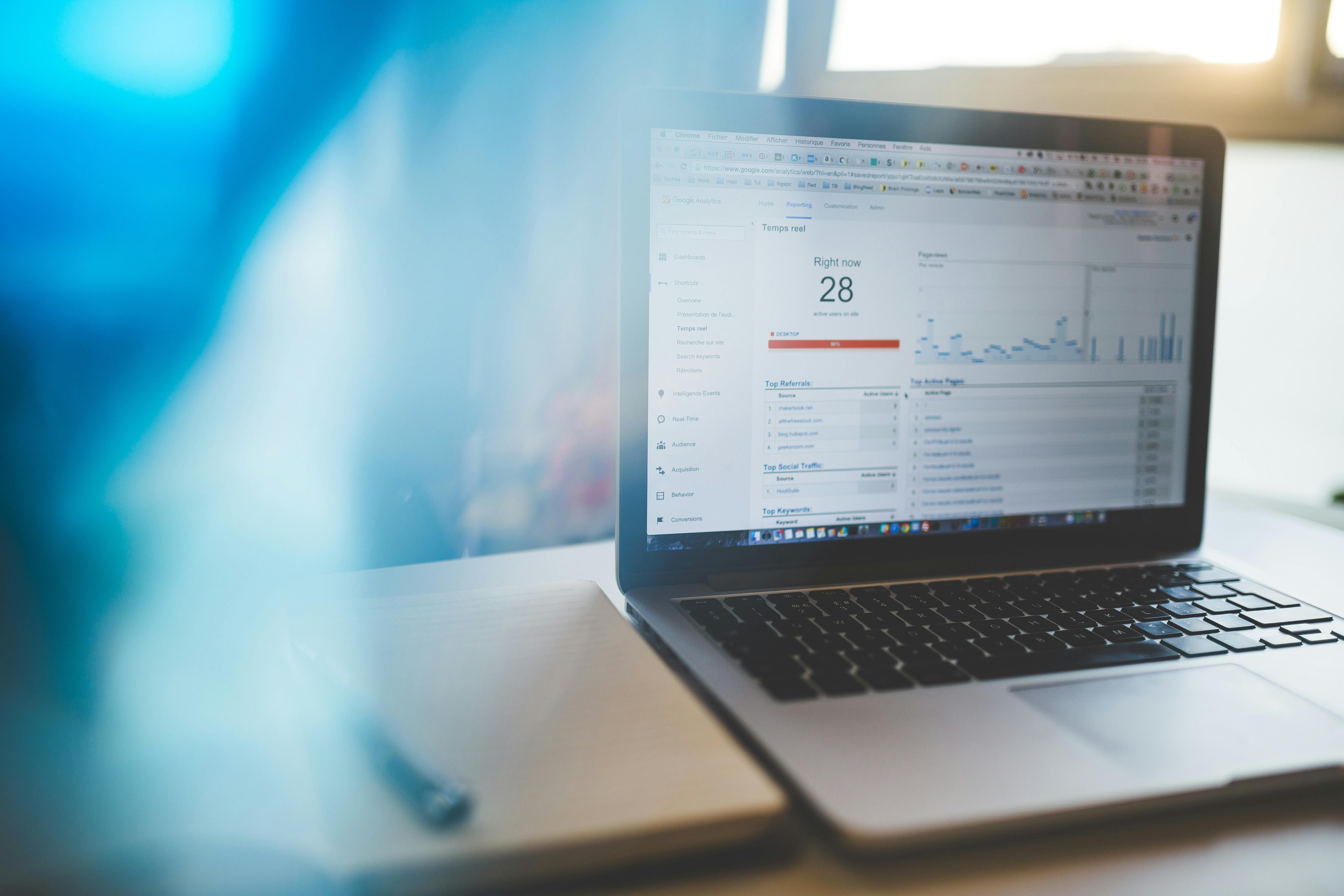 Google Analytics 4 (GA4) en 2026 : Guide Complet pour Débutants et Pros